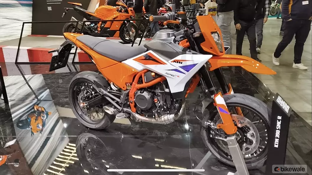 KTM 390 SMC R Launch Details, Price in India  March 2025  में KTM की बाइक्स वापस आ पाएंगी?